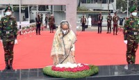 PM pays homage to Bangabandhu on histori...